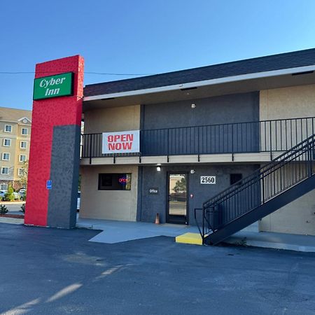 Cyber Inn Augusta Exterior photo
